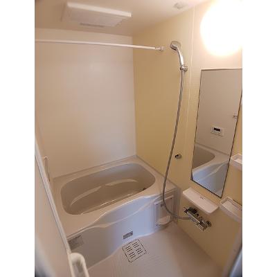 スマイル 102【管理NO：1-023740001-01020】 ★家具家電は申し込み後に搬入します★の物件写真4