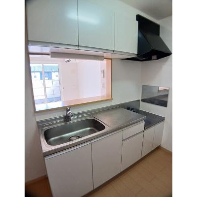 フォーシーズンズ 203【管理NO：1-016698501-02030】 ★家具家電は申し込み後に搬入します★の物件写真3