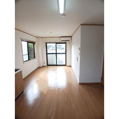 サニーヴィラ 101【管理NO：1-012127201-01010】 ★家具家電は申し込み後に搬入します★の物件写真2