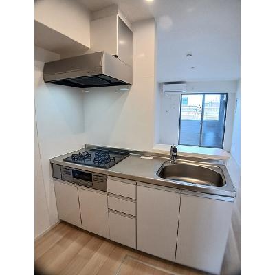 ラ・ボーテ　Ⅱ 102【管理NO：1-026110301-01020】 ★家具家電は申し込み後に搬入します★の物件写真3