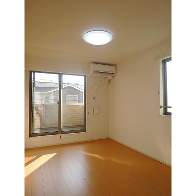 サン・パラストＦ　Ⅲ 203【管理NO：1-020732601-02030】 ★家具家電は申し込み後に搬入します★ ★2026年10月中旬入居可能★の物件写真2