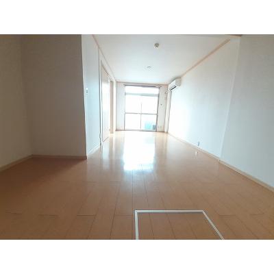 エルディムヤマダ 101【管理NO：1-002246501-01010】 ★家具家電は申し込み後に搬入します★ ★2026年11月中旬入居可能★の物件写真2