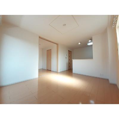 サニーアップヒルＥ 204【管理NO：1-018389702-02040】 ★家具家電は申し込み後に搬入します★ ★2026年10月下旬入居可能★の物件写真2