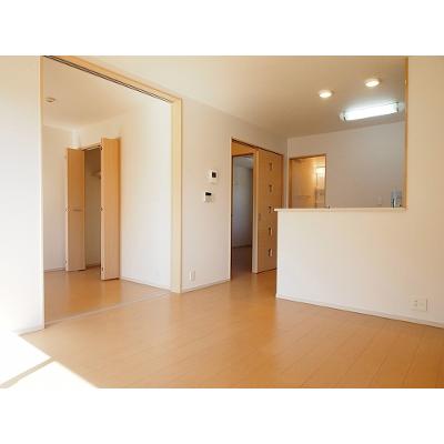 ファンターナ 201【管理NO：1-018473901-02010】 ★家具家電は申し込み後に搬入します★の物件写真2