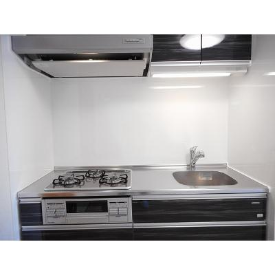 プランドール高槻 301【管理NO：1-020975901-03010】 ★家具家電は申し込み後に搬入します★ ★2026年10月中旬入居可能★の物件写真3