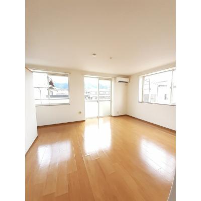 ハートフル鴨島　Ｂ 201【管理NO：1-011581502-02010】 ★家具家電は申し込み後に搬入します★ ★2026年10月中旬入居可能★の物件写真2