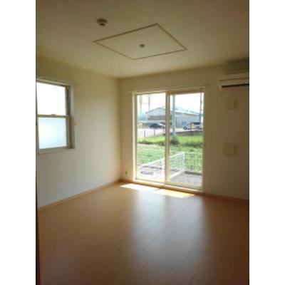 アルテスタ 101【管理NO：1-015915901-01010】 ★家具家電は申し込み後に搬入します★ ★2026年11月中旬入居可能★の物件写真2