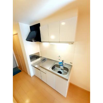 ラ・メール横浜 203【管理NO：1-019739101-02030】 ★家具家電は申し込み後に搬入します★ ★2026年10月下旬入居可能★の物件写真3