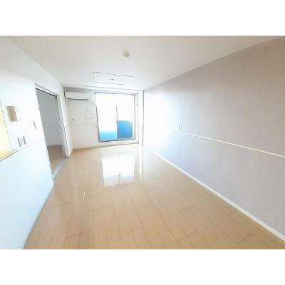 アーレア　アレス 202【管理NO：1-017429201-02020】 ★家具家電は申し込み後に搬入します★ ★2026年10月中旬入居可能★の物件写真2