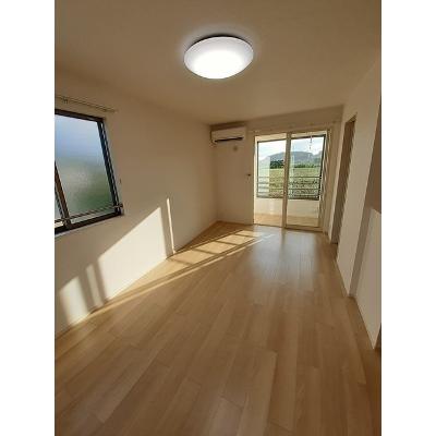 Ｊ－シャモニー　スロープ　Ⅰ 201【管理NO：1-027237601-02010】 ★家具家電は申し込み後に搬入します★ ★2026年12月中旬入居可能★の物件写真2