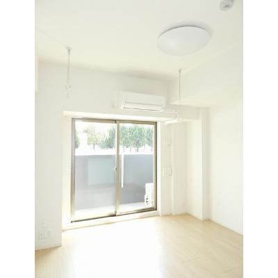 スカイブルー・ヨシ 103【管理NO：1-026108901-01030】 ★家具家電は申し込み後に搬入します★ ★2026年10月下旬入居可能★の物件写真2