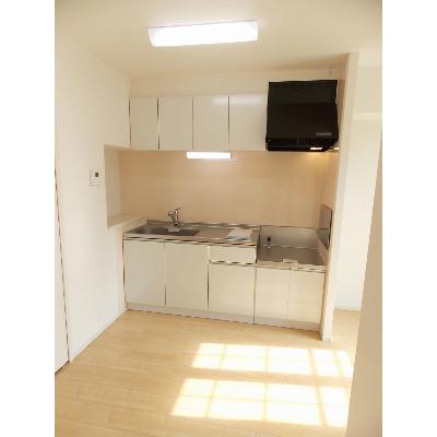 ローレルコート寿 202【管理NO：1-022329201-02020】 ★家具家電は申し込み後に搬入します★ ★2026年10月中旬入居可能★の物件写真3