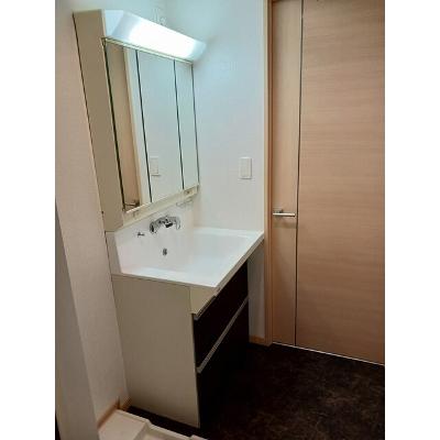 ベルテックス 304【管理NO：1-016684801-03040】 ★家具家電は申し込み後に搬入します★ ★2026年10月下旬入居可能★の物件写真6
