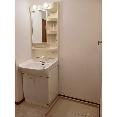 フルールⅢ 102【管理NO：1-010457603-01020】 ★家具家電は申し込み後に搬入します★ ★2026年09月中旬入居可能★の物件写真6
