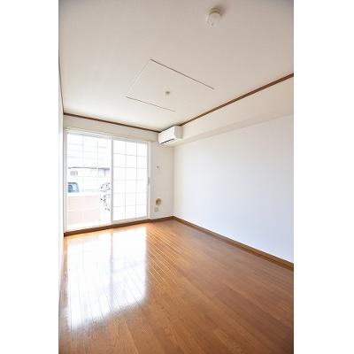 エクセラン・パレス 102【管理NO：1-010757801-01020】 ★家具家電は申し込み後に搬入します★ ★2026年11月中旬入居可能★の物件写真2