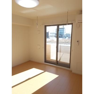 ウッド・ヴィレッジ 104【管理NO：1-021015601-01040】 ★家具家電は申し込み後に搬入します★ ★2026年10月下旬入居可能★の物件写真2