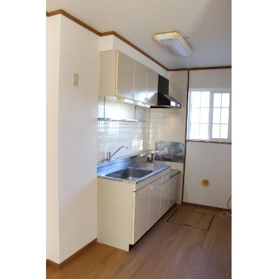 シャルム８９ 102【管理NO：1-007678401-01020】 ★家具家電は申し込み後に搬入します★ ★2026年10月中旬入居可能★の物件写真3
