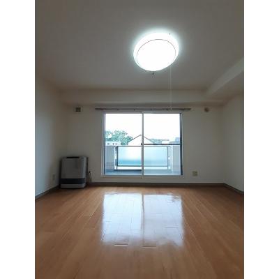 溝ビルⅦ２０００ 201【管理NO：1-009506001-02010】 ★家具家電は申し込み後に搬入します★ ★2026年10月中旬入居可能★の物件写真2