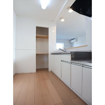 チアト　Ⅱ 201【管理NO：1-020529301-02010】 ★家具家電は申し込み後に搬入します★ ★2026年09月中旬入居可能★の物件写真3