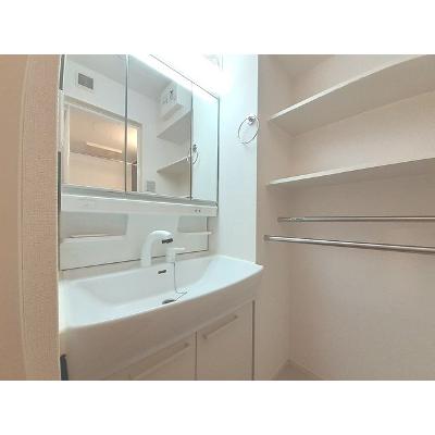 イーグル 103【管理NO：1-025019801-01030】 ★家具家電は申し込み後に搬入します★ ★2026年10月下旬入居可能★の物件写真6