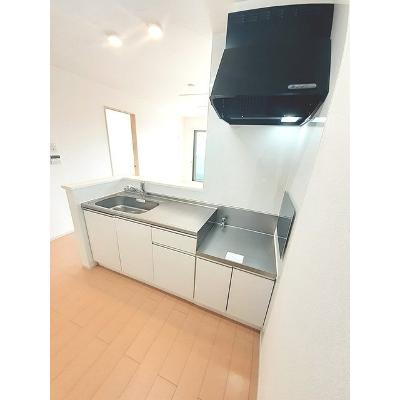 パーシモン　Ⅰ 201【管理NO：1-020652201-02010】 ★家具家電は申し込み後に搬入します★ ★2026年10月下旬入居可能★の物件写真3