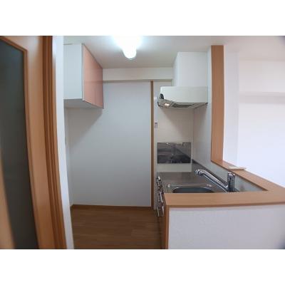 パラディーゾ春日町 202【管理NO：1-012716801-02020】 ★家具家電は申し込み後に搬入します★ ★2026年10月中旬入居可能★の物件写真3