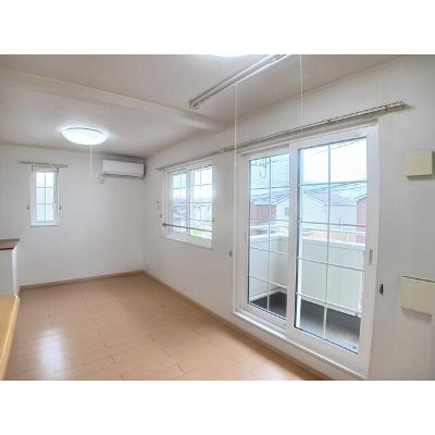 クレメント・レジデンスⅢ 202【管理NO：1-015664901-02020】 ★家具家電は申し込み後に搬入します★ ★2026年10月下旬入居可能★の物件写真2