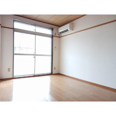 エルディム中本 101【管理NO：1-003536901-01010】 ★家具家電は申し込み後に搬入します★ ★2026年10月上旬入居可能★の物件写真2