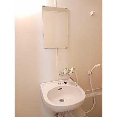 エルディム中本 101【管理NO：1-003536901-01010】 ★家具家電は申し込み後に搬入します★ ★2026年10月上旬入居可能★の物件写真6