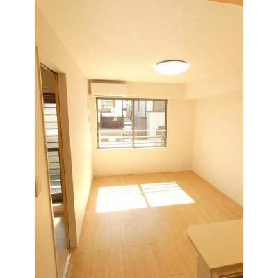 グランソレイユ　上柴 202【管理NO：1-024853601-02020】 ★家具家電は申し込み後に搬入します★ ★2026年10月下旬入居可能★の物件写真2