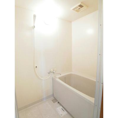 エクセル川鶴 203【管理NO：1-003340201-02030】 ★家具家電は申し込み後に搬入します★ ★2026年10月中旬入居可能★の物件写真4