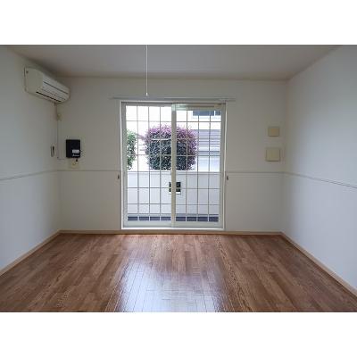 ＭＲＨ・ジェルメ 101【管理NO：1-015190901-01010】 ★家具家電は申し込み後に搬入します★ ★2026年10月下旬入居可能★の物件写真2