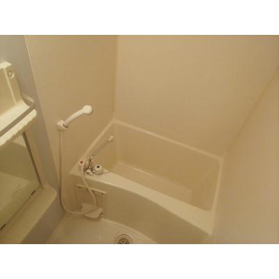 チェスナッツ 103【管理NO：1-012657101-01030】 ★家具家電は申し込み後に搬入します★ ★2026年10月下旬入居可能★の物件写真4