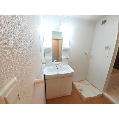 エスポアール 201【管理NO：1-015913301-02010】 ★家具家電は申し込み後に搬入します★ ★2026年10月下旬入居可能★の物件写真6