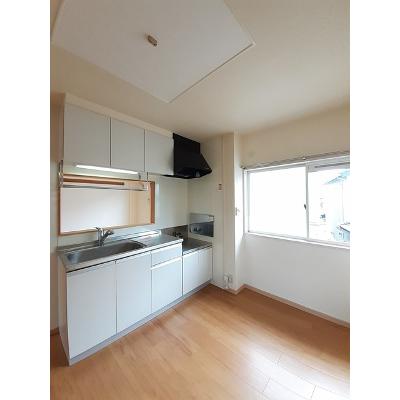 プラドール田川 203【管理NO：1-002939601-02030】 ★家具家電は申し込み後に搬入します★ ★2026年10月中旬入居可能★の物件写真3