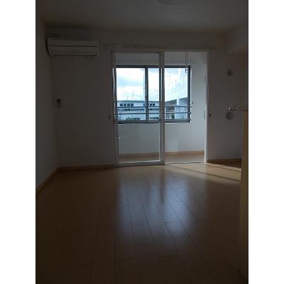 ブルースカイ 201【管理NO：1-017050101-02010】 ★家具家電は申し込み後に搬入します★ ★2026年10月上旬入居可能★の物件写真2