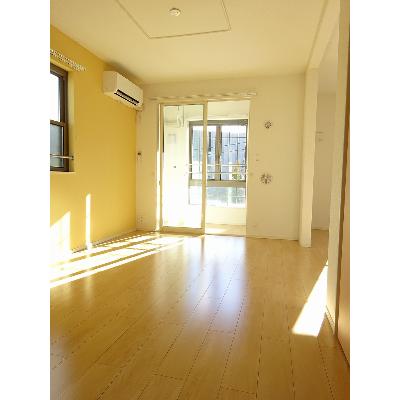 グラース聖徳 202【管理NO：1-022341201-02020】 ★家具家電は申し込み後に搬入します★の物件写真2