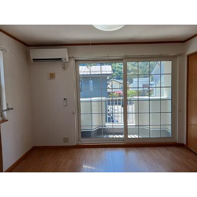 グランドール　Ｆ２ 201【管理NO：1-012293102-02010】 ★家具家電は申し込み後に搬入します★ ★2026年10月下旬入居可能★の物件写真2