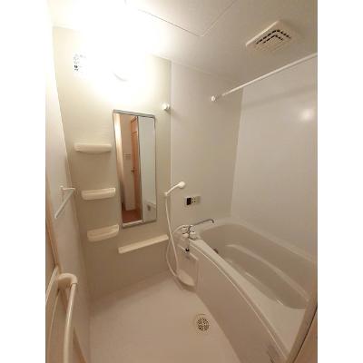 グラウクスⅡ 101【管理NO：1-009847502-01010】 ★家具家電は申し込み後に搬入します★ ★2026年11月中旬入居可能★の物件写真4