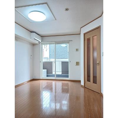 ボンヌ・シャンス多摩 102【管理NO：1-013778501-01020】 ★家具家電は申し込み後に搬入します★ ★2026年10月下旬入居可能★の物件写真2