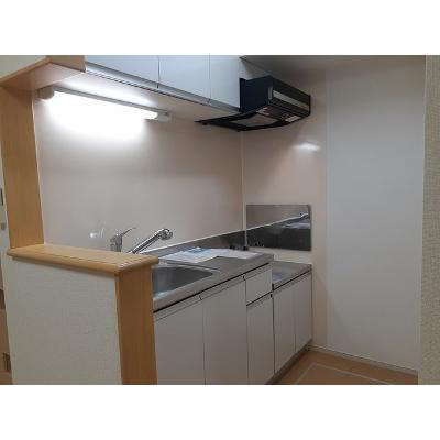 ハナブサ 104【管理NO：1-017530901-01040】 ★家具家電は申し込み後に搬入します★ ★2026年10月下旬入居可能★の物件写真3