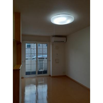 メゾンみのるⅡ 102【管理NO：1-015829201-01020】 ★家具家電は申し込み後に搬入します★ ★2026年09月下旬入居可能★の物件写真2
