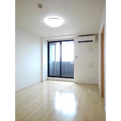 クレール茅ヶ崎Ⅱ 302【管理NO：1-019800401-03020】 ★家具家電は申し込み後に搬入します★ ★2026年10月下旬入居可能★の物件写真2