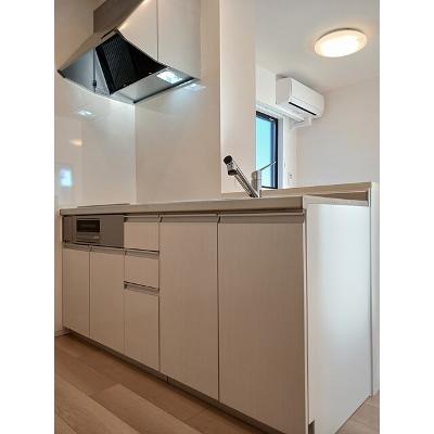 シャルール 201【管理NO：1-028059201-02010】 ★家具家電は申し込み後に搬入します★ ★2026年10月下旬入居可能★の物件写真3