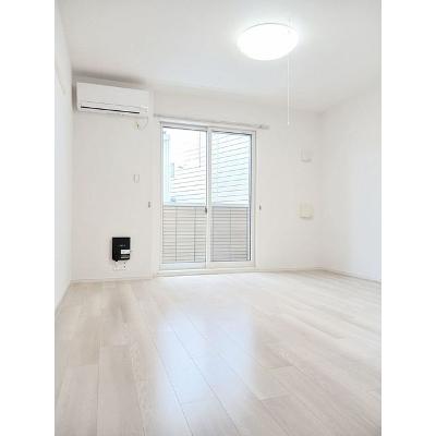 クリオネⅡ 105【管理NO：1-018468701-01040】 ★家具家電は申し込み後に搬入します★ ★2026年10月下旬入居可能★の物件写真2