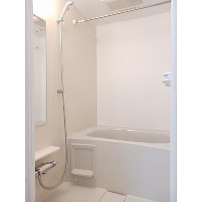 クリオネⅡ 105【管理NO：1-018468701-01040】 ★家具家電は申し込み後に搬入します★ ★2026年10月下旬入居可能★の物件写真4