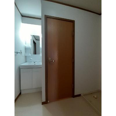 アウローラ 201【管理NO：1-009560601-02010】 ★家具家電は申し込み後に搬入します★ ★2026年10月下旬入居可能★の物件写真6
