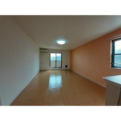 パラッツォ花咲 202【管理NO：1-019193601-02020】 ★家具家電は申し込み後に搬入します★ ★2026年10月下旬入居可能★の物件写真2