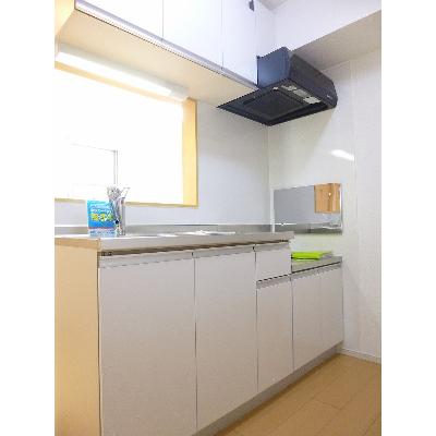 リラ 201【管理NO：1-018653201-02010】 ★家具家電は申し込み後に搬入します★ ★2026年10月中旬入居可能★の物件写真3