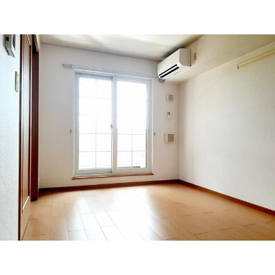 ラフレシール　ノア 203【管理NO：1-013881601-02030】 ★家具家電は申し込み後に搬入します★ ★2026年10月下旬入居可能★の物件写真2